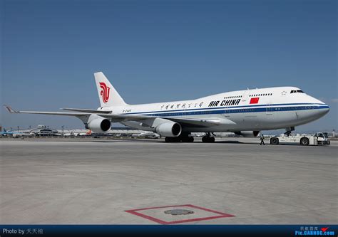 波音747 .